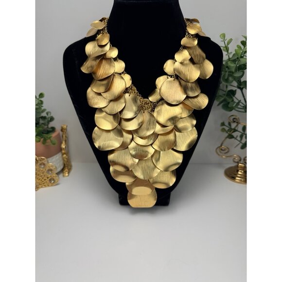 Zara Runway Gold Cascading Petal Statement Necklace NWOT Gorgeous - Picture 1 of 8